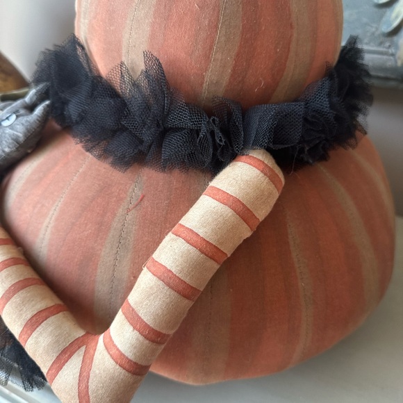 Vintage Joe Spencer Gussie humpty folk art jack o lantern gathering traditions - Picture 5 of 14